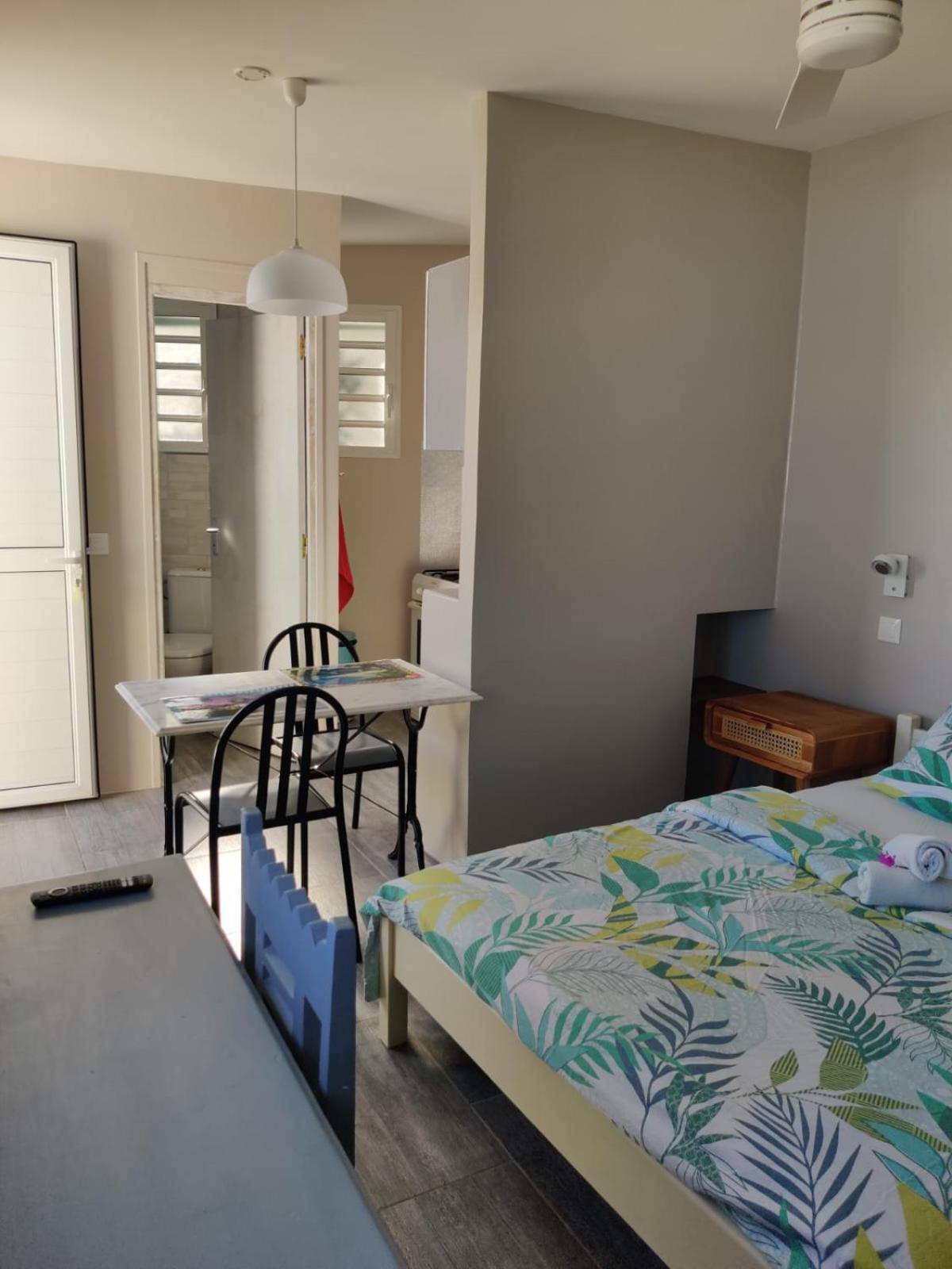 Joli Studio Cocooning & Discret, A 2Mns De La 4 Voies La Possession Εξωτερικό φωτογραφία